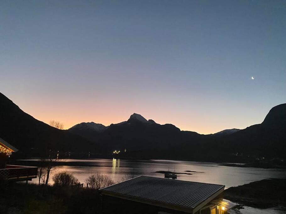 Sjarmerende Anneks I Sigerfjord, Vesteralen Sortland Exterior foto